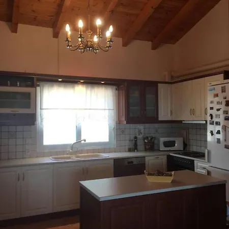 Immaculate 3-bed House In 度假居